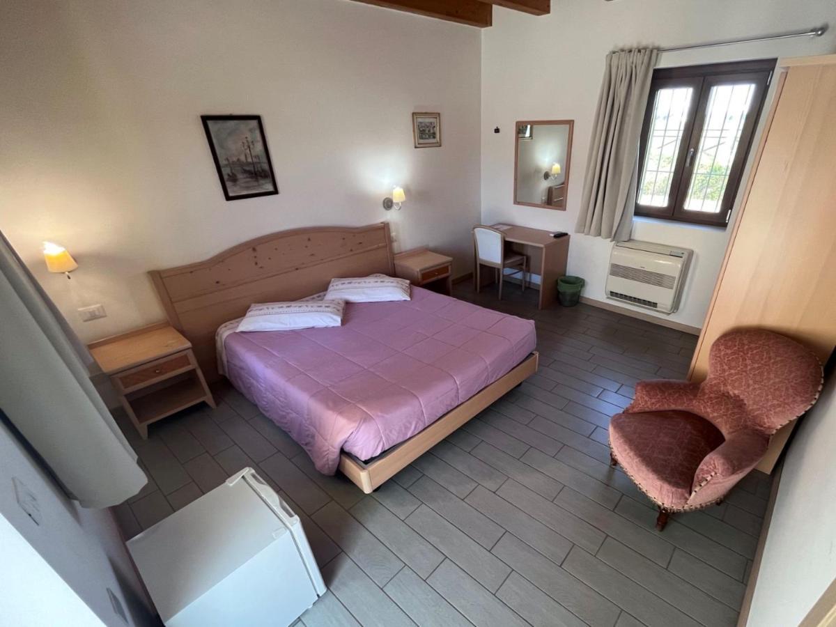 Hotel Il Mulino B&B Vaiano  Habitación foto